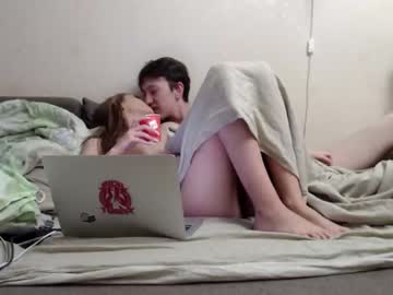 couple
        sweettt_dreams cam image #117666
