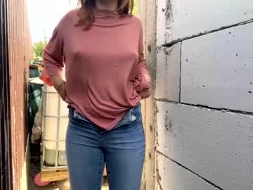 girl
        nyconik cam image #2711843