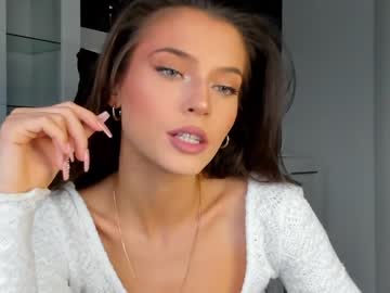 girl
        isia_slay cam image #336534