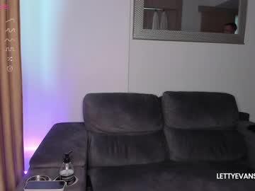 couple
        homepleasure cam image #2786593