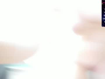 girl
        love_you_to123 cam image #725468