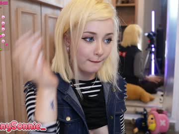 girl
        sunny_sonnie cam image #3210583