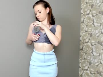 girl
        _katrin_pirs_ cam image #204297