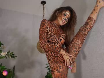 girl
        shena_nomy cam image #2829343