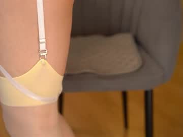 girl
        dietmountaindew_ cam image #4389096