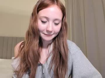 girl
        mira_tasty cam image #3813524