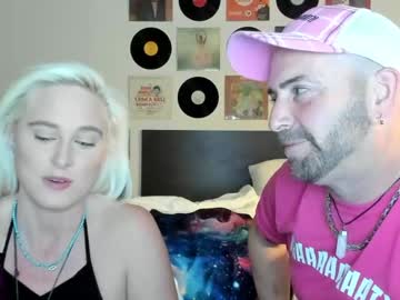 couple
        whaaaaaaaat cam image #641920