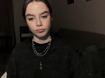 girl
        1i1ypa1mer cam image #2455241