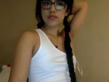 girl
        laligomez cam image #911626