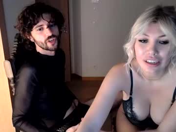 couple Close-up Pussy Web Cam Girls with gusher_xxx