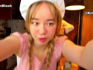girl
        helenblash cam image #851152