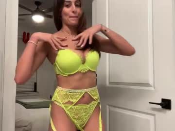 girl
        camiliakxoxo cam image #3452192