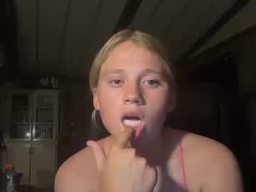 girl
        kayleighashford cam image #4650924