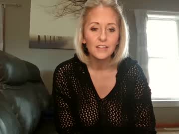 girl
        joliexx41 cam image #2338690