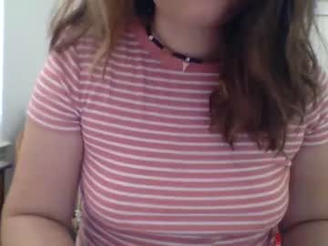girl
        good_pet cam image #1482142