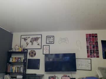 girl
        shellysgrind cam image #3510753