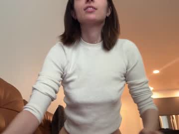 girl
        rosykindred cam image #2268442