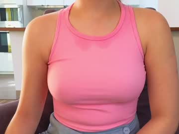 girl
        chelseafurnish cam image #3506999