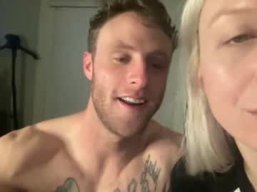 couple
        thetaylorsx cam image #650793