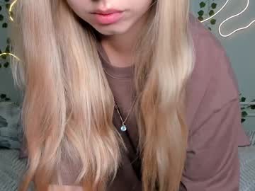 girl Close-up Pussy Web Cam Girls with melissa_babyss