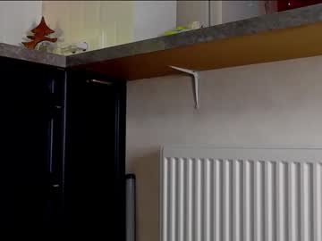 girl
        _eva_001 cam image #1219422