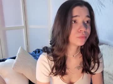 girl
        flirtykitty_ cam image #3329684