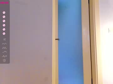 girl
        kittycaitlin cam image #961916