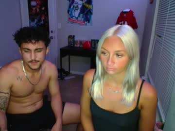 girl
        aspenaries cam image #3069369