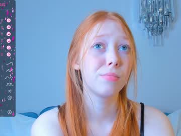 girl
        michelle_redhair cam image #2575259
