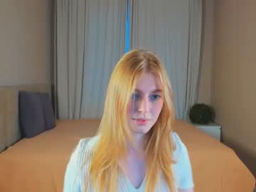 girl
        edytdevon cam image #2713981