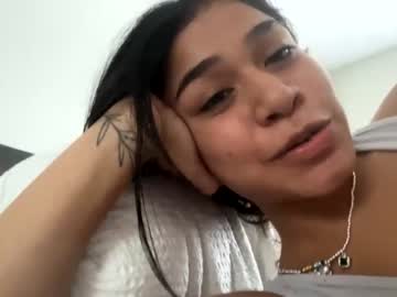 girl Close-up Pussy Web Cam Girls with mommyandfuckingdaddy