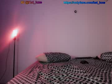 girl
        latinbaby_666 cam image #4559592