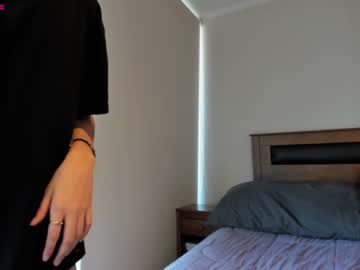 girl
        yourfreakygirl cam image #151751
