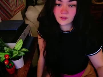 girl
        annatigarr cam image #4664115