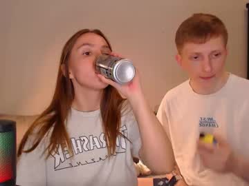 couple
        julsweet cam image #2953271