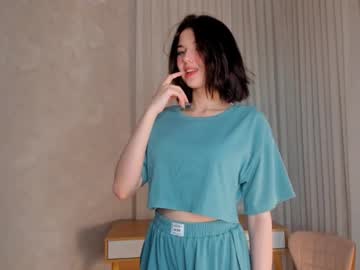 girl
        maudcouncil cam image #4298433