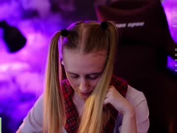 girl
        angeellina cam image #2373821
