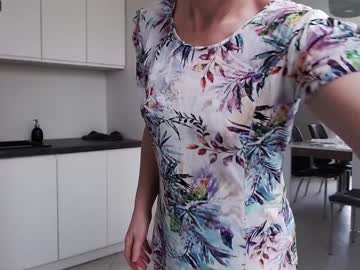 girl
        jasmin18v cam image #2380475