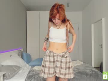 girl
        jennifer_ewans cam image #1054399