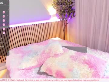 girl
        little_effy18 cam image #2517796