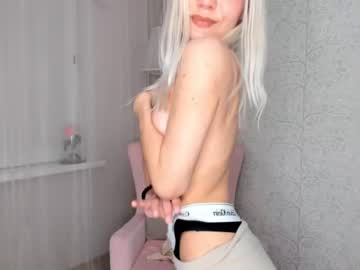 girl
        dianabrock cam image #625715