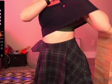 girl
        fiery_redhead cam image #1632566