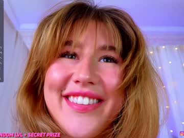 girl
        lana_lee_ cam image #1578499