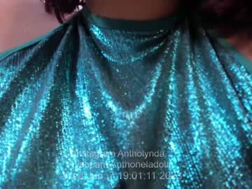 girl
        anthoneladoll cam image #1134313