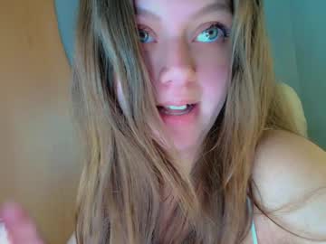 girl
        puff_witch cam image #3966255
