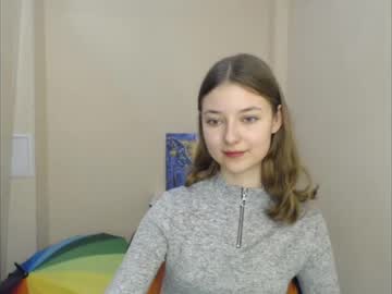 girl
        vivien_leight cam image #697865