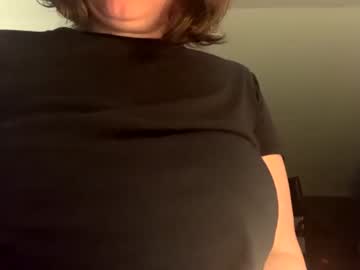 girl
        ms_charles cam image #2330555