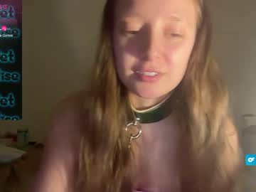 girl
        babypinkkitty cam image #2718609