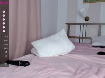 girl
        poisonn_girl cam image #722732