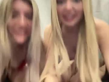 girl Close-up Pussy Web Cam Girls with onicasummer